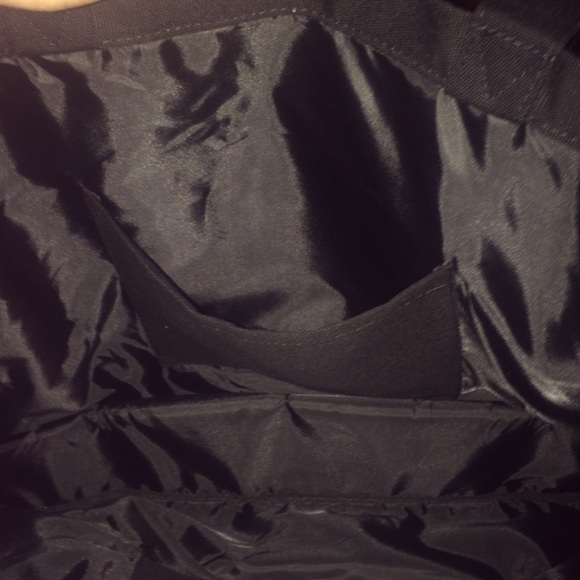 NWT huge VS tote ❤️ - Picture 6 of 8